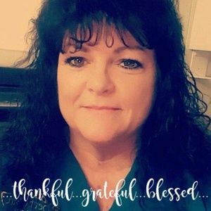 Meet your Posher, Linda